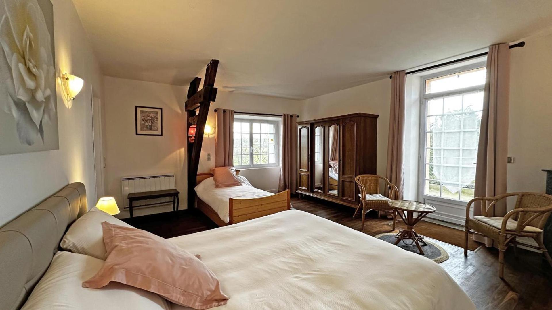 Chez Doussaud Bed and Breakfast Bessines-sur-Gartempe Buitenkant foto